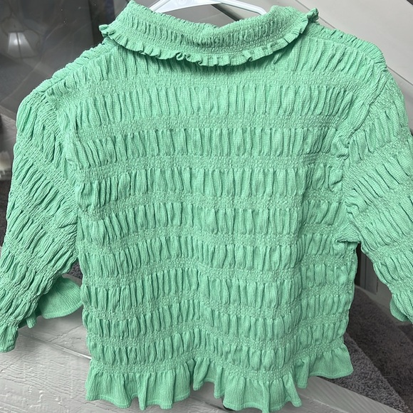 Anthropologie green smocked cropped to S - Picture 5 of 5
